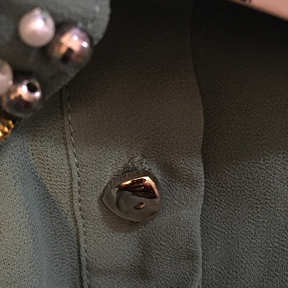 The Hanger SMALL Teal shirt top blouse Jeweled collar Buttons Long Open shoulder - Picture 7 of 8